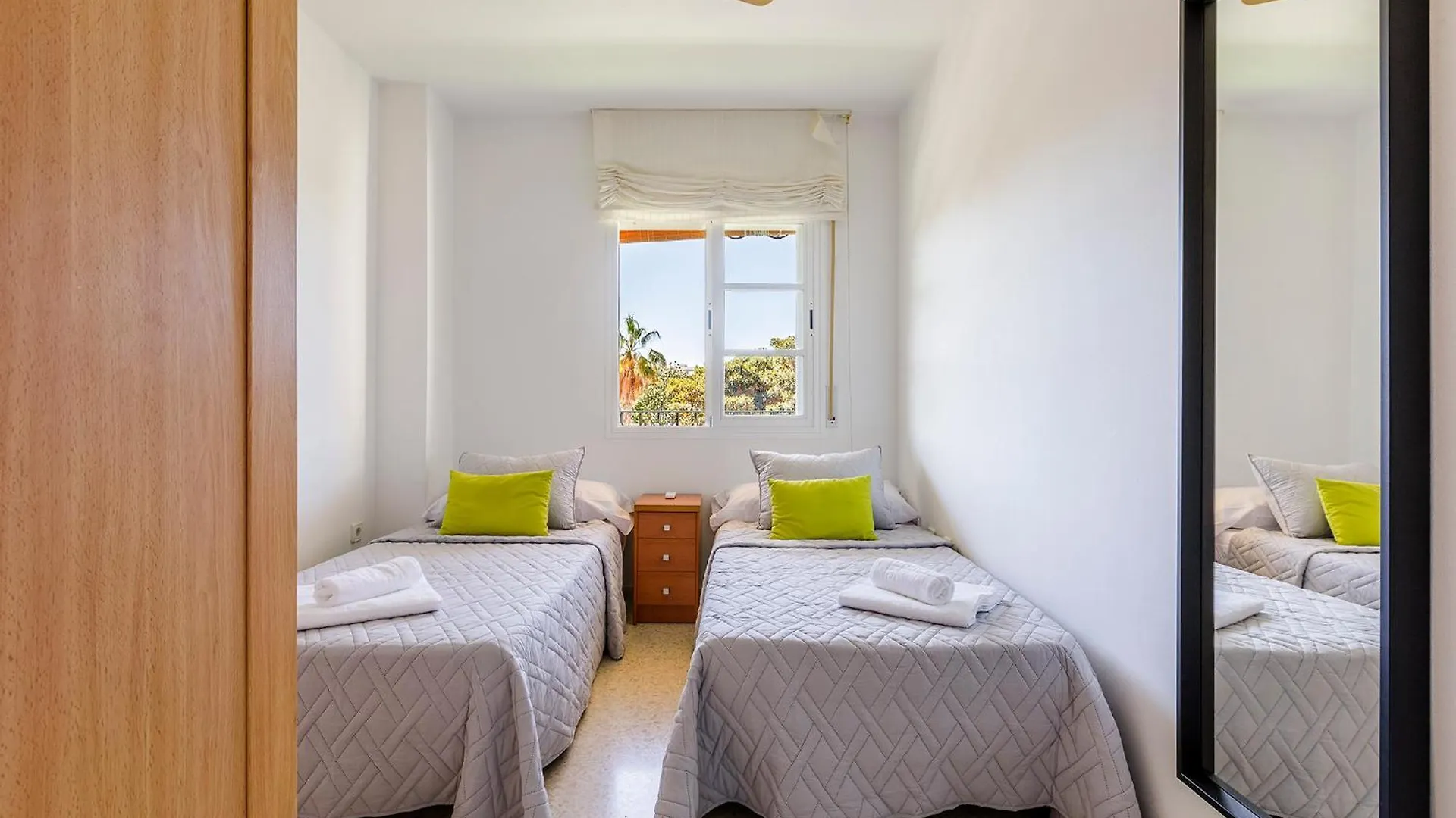 Home Olimpo Torre Del Mar 0*,  Spain